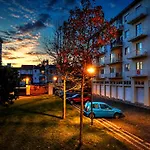 Apartmentfour דירה Ponta Delgada