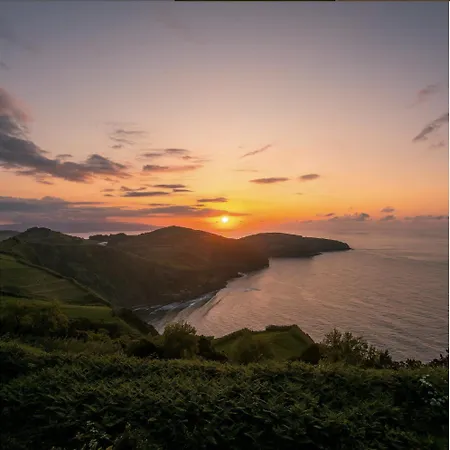 Apartmentfour Διαμέρισμα Πόντα Ντελγκάντα