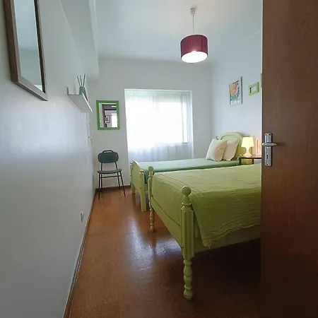 Apartmentfour 公寓 蓬塔德尔加达