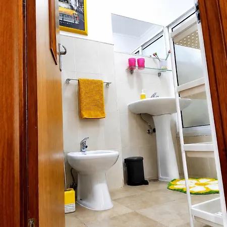 Apartmentfour Apartamento *