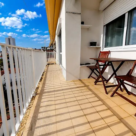 Apartmentfour Apartamento