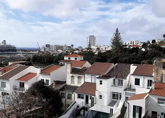 아파트 Apartmentfour Ponta Delgada