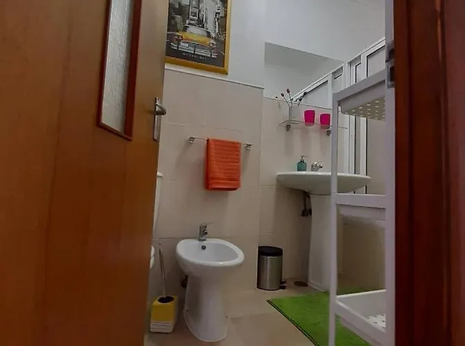 아파트 Apartmentfour